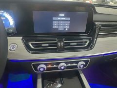 Hongqi HS5 2025 2.0T four-wheel drive Qixiang Pro version - ფოტო 13