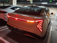 Hongqi EH7 2025 690 Smart Select Edition - ფოტო 7