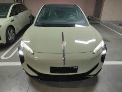 Hongqi EH7 2025 690 Smart Select Edition - ფოტო 3