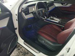 Hongqi HS5 2025 2.0T four-wheel drive Qixiang Pro version - ფოტო 16