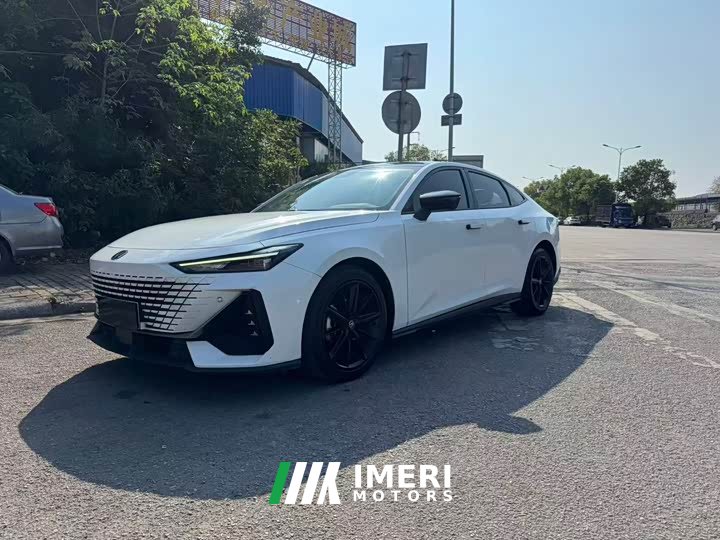 Changan UNI-V 2022 1.5T premium
