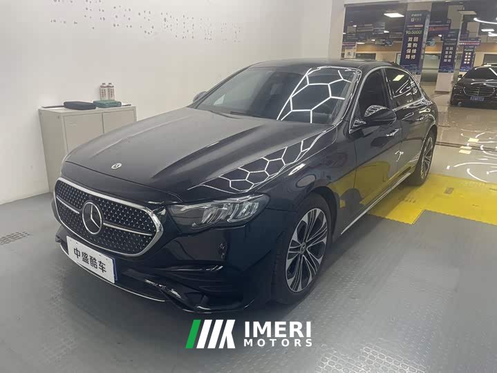 Mercedes-Benz E-Class E 300 L Fashionable and Sporty
