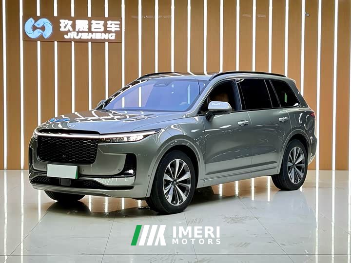 Li Auto Ideal ONE extended range 6-seater version