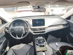 Hongqi E-QM5 2023 facelift basic travel version - ფოტო 10