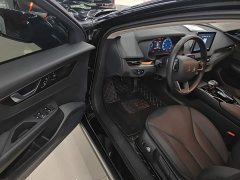 Hongqi E-QM5 2023 facelift basic travel version - ფოტო 16