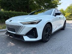Changan UNI-V 2022 1.5T sports version - ფოტო 1