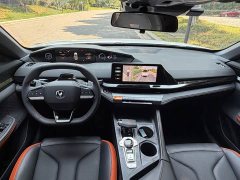 Changan UNI-V 2022 1.5T sports version - ფოტო 8