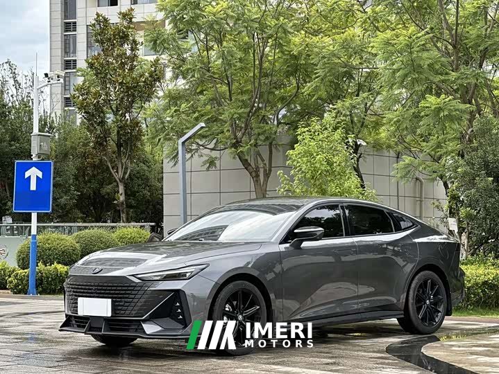Changan UNI-V 1.5T exclusive