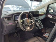 FAW Red Flag HQ9 PHEV 2024 2.0T AWD Luxury - ფოტო 10