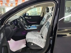FAW Hongqi HS7 PHEV 2025 2.0T PHEV 2WD Qixiang Edition 6-seater - ფოტო 15
