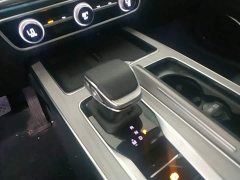 Hongqi HS5 2025 2.0T two-wheel drive Qixiang Pro version - ფოტო 14
