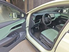 Hongqi EH7 2025 690 Smart Select Edition - ფოტო 16