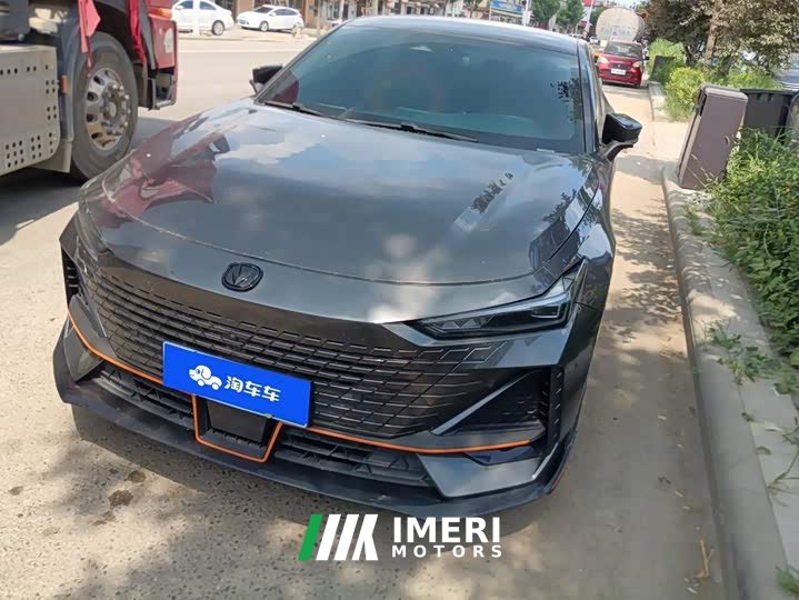 Changan UNI-V 2023 1.5T sports version