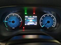 Hongqi E-QM5 2025 500km travel version - ფოტო 14