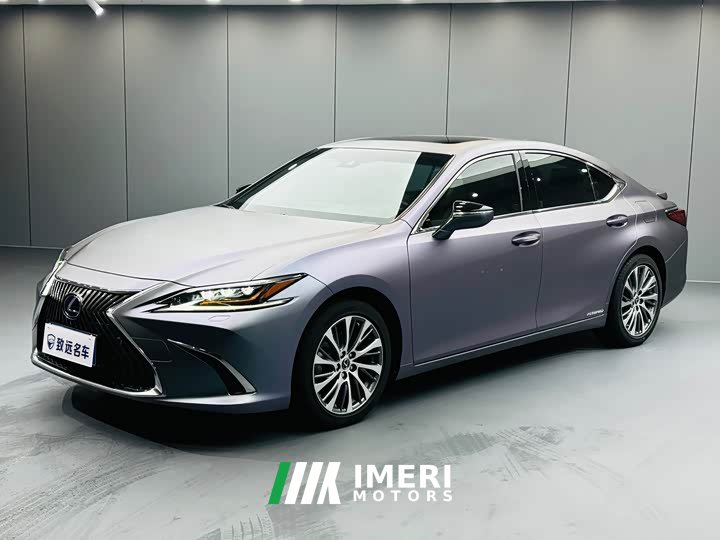 Lexus ES 300h Premium Edition