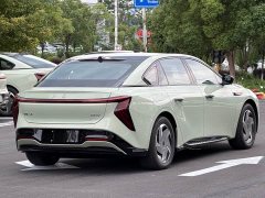 Hongqi EH7 2025 690 Smart Select Edition - ფოტო 11