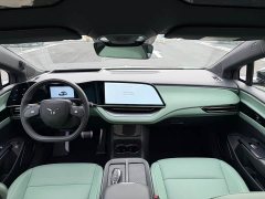 Hongqi EH7 2025 690 Smart Select Edition - ფოტო 6