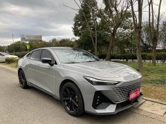 Changan UNI-V 1.5T Premium - ფოტო 2