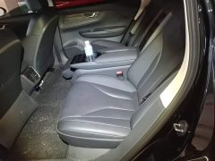 Hongqi E-QM5 2021 Charging Didi Edition - ფოტო 13