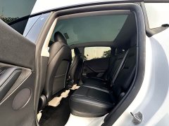 Tesla Model Y long-range all-wheel drive version - ფოტო 17