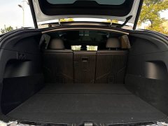 Tesla Model Y long-range all-wheel drive version - ფოტო 6