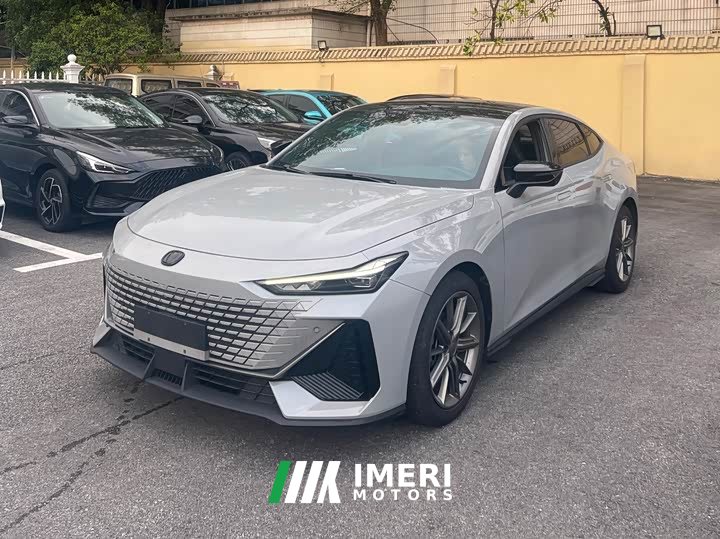 Changan UNI-V 2023 1.5T exclusive