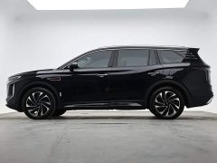 Hongqi HS7 PHEV 2.0T PHEV four-wheel drive Qichang version 7 seats - ფოტო 6