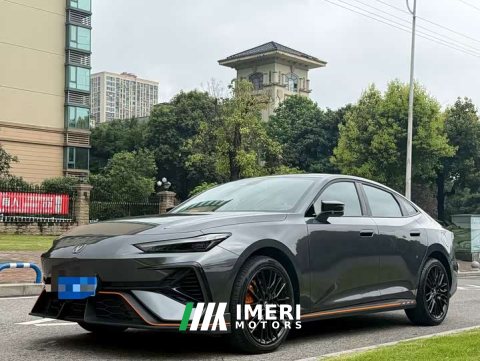 2025 Changan UNI-V Third Generation 2.0T Dynamic Engine Edition - ავტომობილი ჩინეთიდან