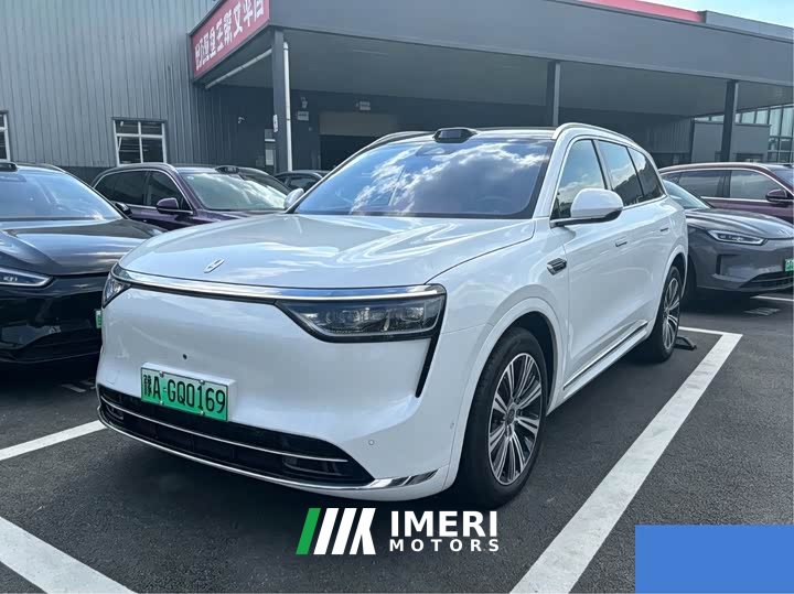 AITO Wenjie M8 extended range Max version 37kWh 6-seater version (192-line lidar)