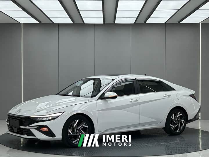 Hyundai Elantra 1.5L CVT TOP Premier Edition