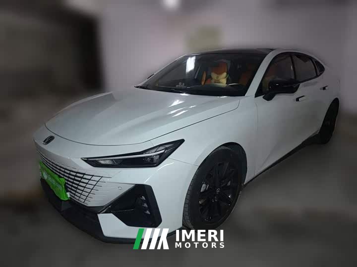 Changan UNI-V 2022 1.5T premium