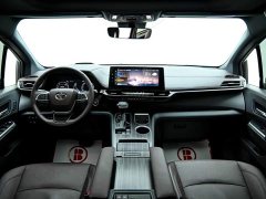 Grevia 2.5L hybrid premium PLUS four-wheel drive version - ფოტო 16