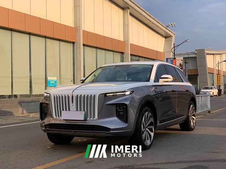 Hongqi E-HS9 660km flag collar version four seats