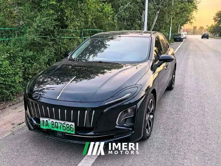 Hongqi E-QM5 2021 Charging Flagship Edition