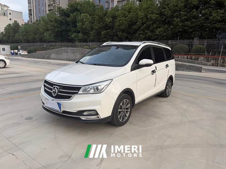 Baojun 730 1.5L Manual Fashion Edition 7-seater China VI