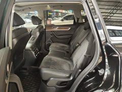 Hongqi HS7 2.0T DCT two-wheel drive smart connected flagship version - ფოტო 17