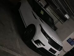 Land Rover Range Rover Velar 250PS Dynamic SE - ფოტო 5