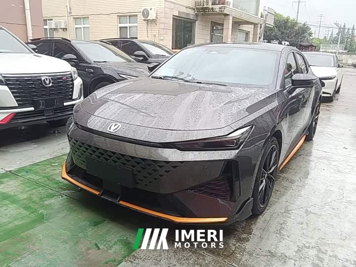 Changan UNI-V 1.5T 500Bar premium sports