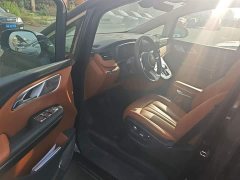 Hongqi HQ9 PHEV 2.0T four-wheel drive business version - ფოტო 16