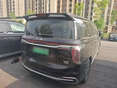 Hongqi HQ9 PHEV 2.0T four-wheel drive business version - ფოტო 7