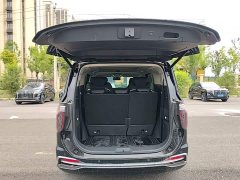 Hongqi HQ9 PHEV 2.0T four-wheel drive business version - ფოტო 19