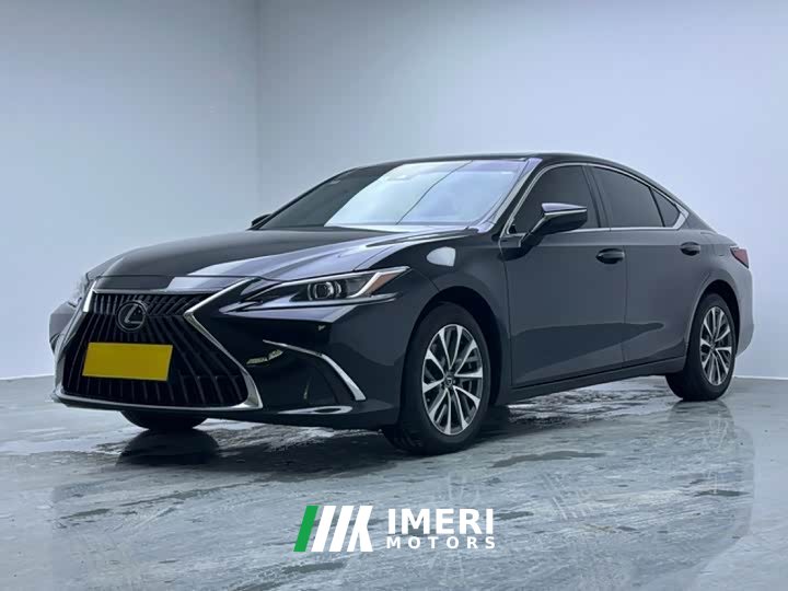 Lexus ES 2022 200 Excellence Edition - ავტომობილი ჩინეთიდან