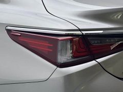Lexus ES 2022 200 Excellence Edition - ფოტო 18
