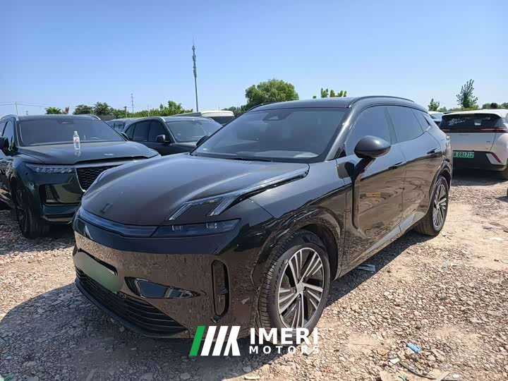 Lynk & Co 08 EM-P 120km long range Plus