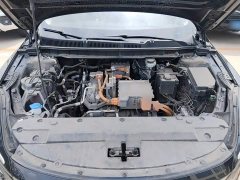 Hongqi E-QM5 2021 Charging T3 version 4 seats - ფოტო 20