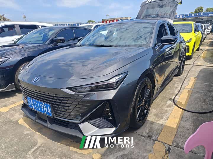 Changan UNI-V 1.5T Excellent Type