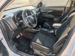 Outlander 2021 facelift 2.0L 2WD smooth version 5 seats - ფოტო 4