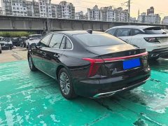 Hongqi H5 1.5T DCT Zhilian Qiyun Edition - ფოტო 14