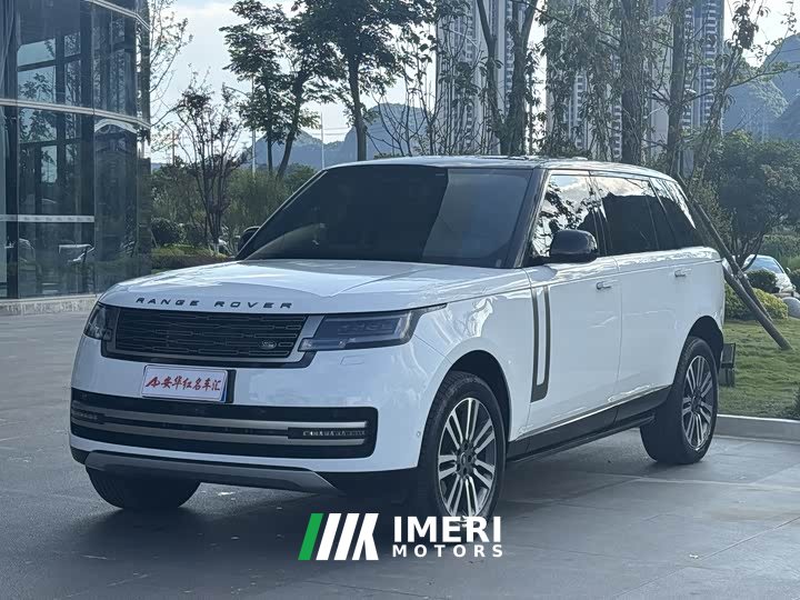 Land Rover Range Rover 3.0 L6 400PS Extended Wheelbase 7-Seater