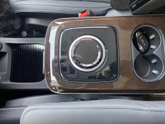 Hongqi HS5 facelift 2.0T Zhilian Qixiang four-wheel drive version - ფოტო 13